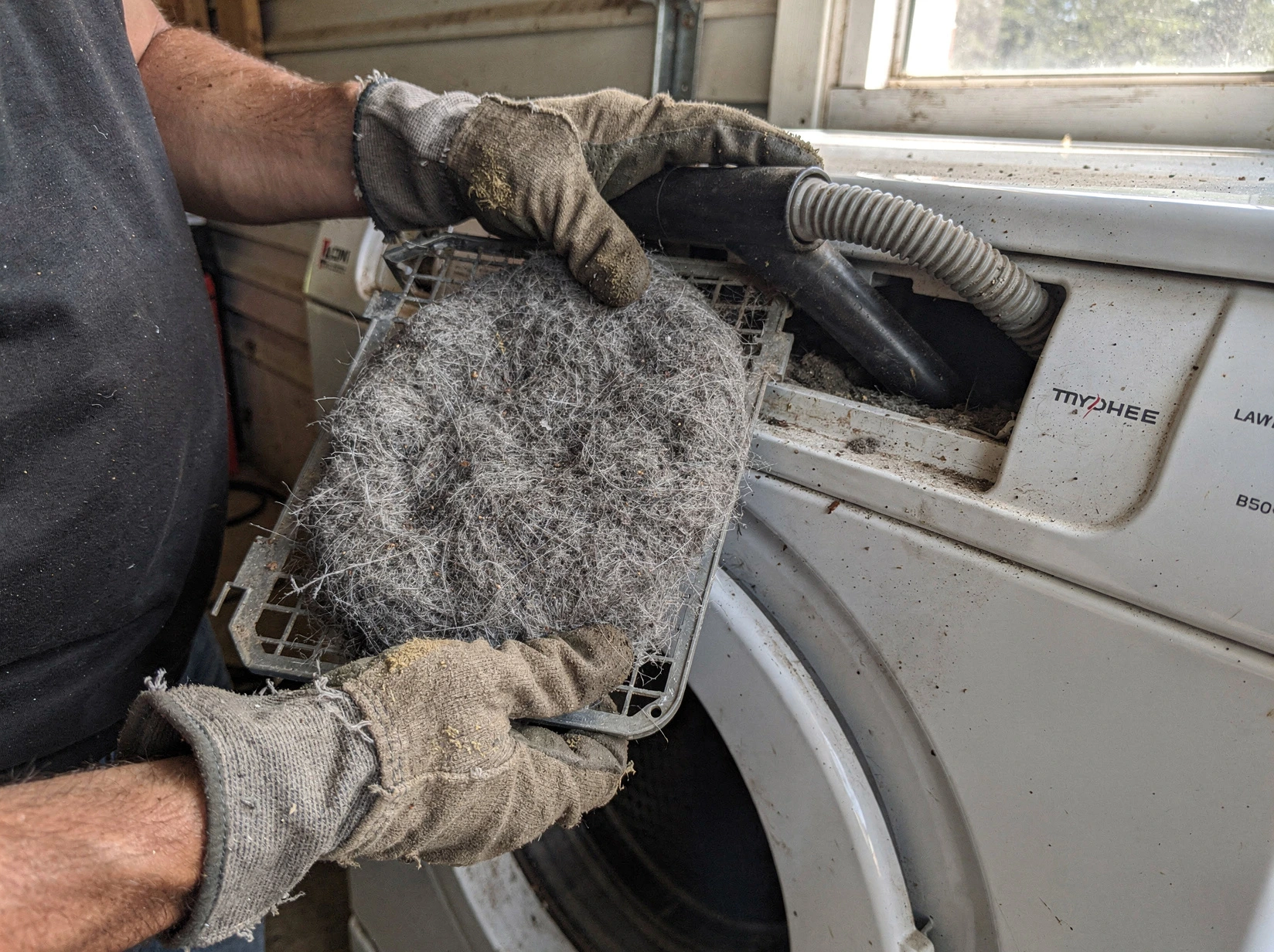 Cleaning Dryer Lint Trap service in Innsbrook, VA